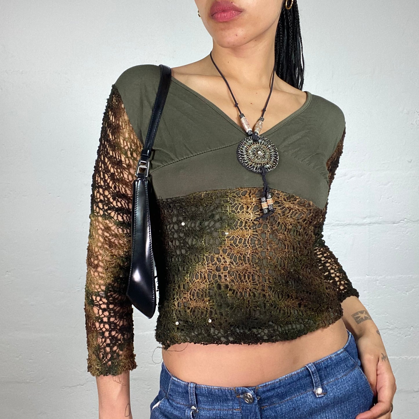Vintage 2000's Boho Girl Khaki Green and Brown Fade 3/4 Sleeve Cropped V-Cut Top with Net Crochet Details (S)