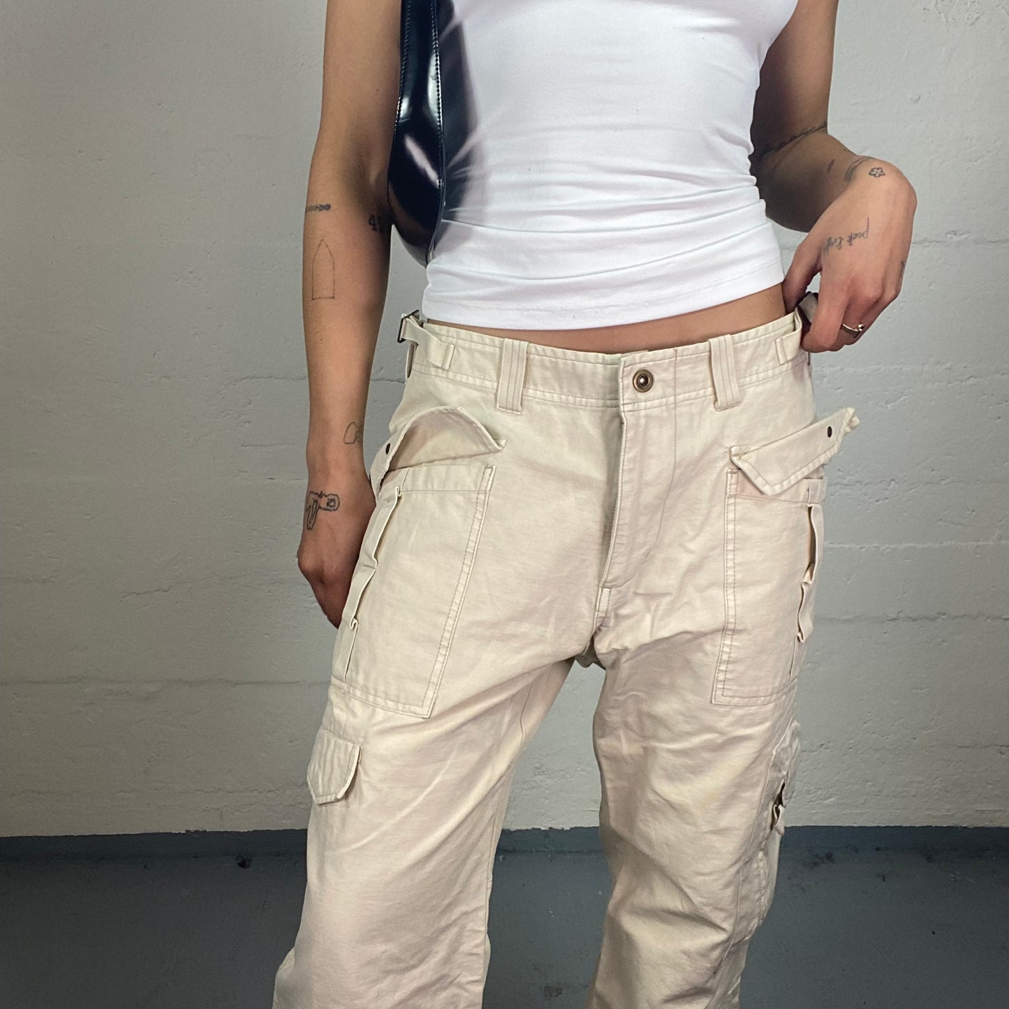 Vintage 2000's Skater Milky Colour Cargo Pants with Multiple Pockets (XL)
