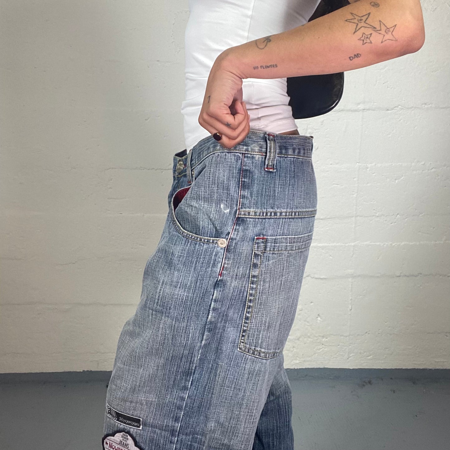 Vintage 2000's Streetwear Baggy Washed Out Blue Jeans with Colourful Patches (XL)