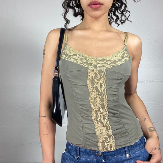 Vintage 2000's Skater Girl Khaki Cami Top with Light Yellow Lace Decoration (S)