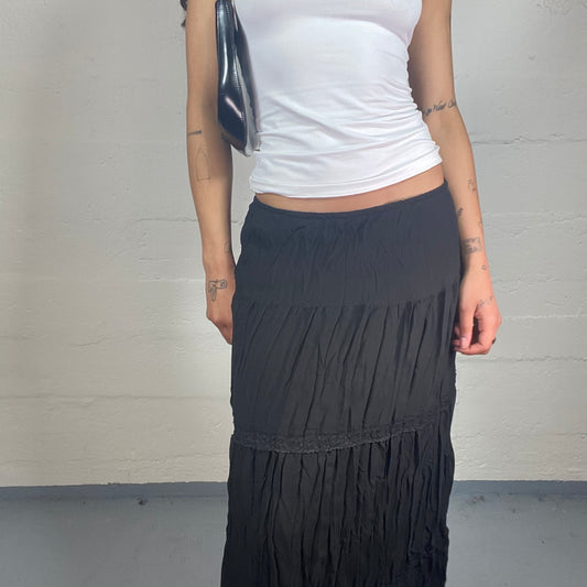 Vintage 2000's Boho Girl Black Ruffled Layered Maxi Skirt (S)
