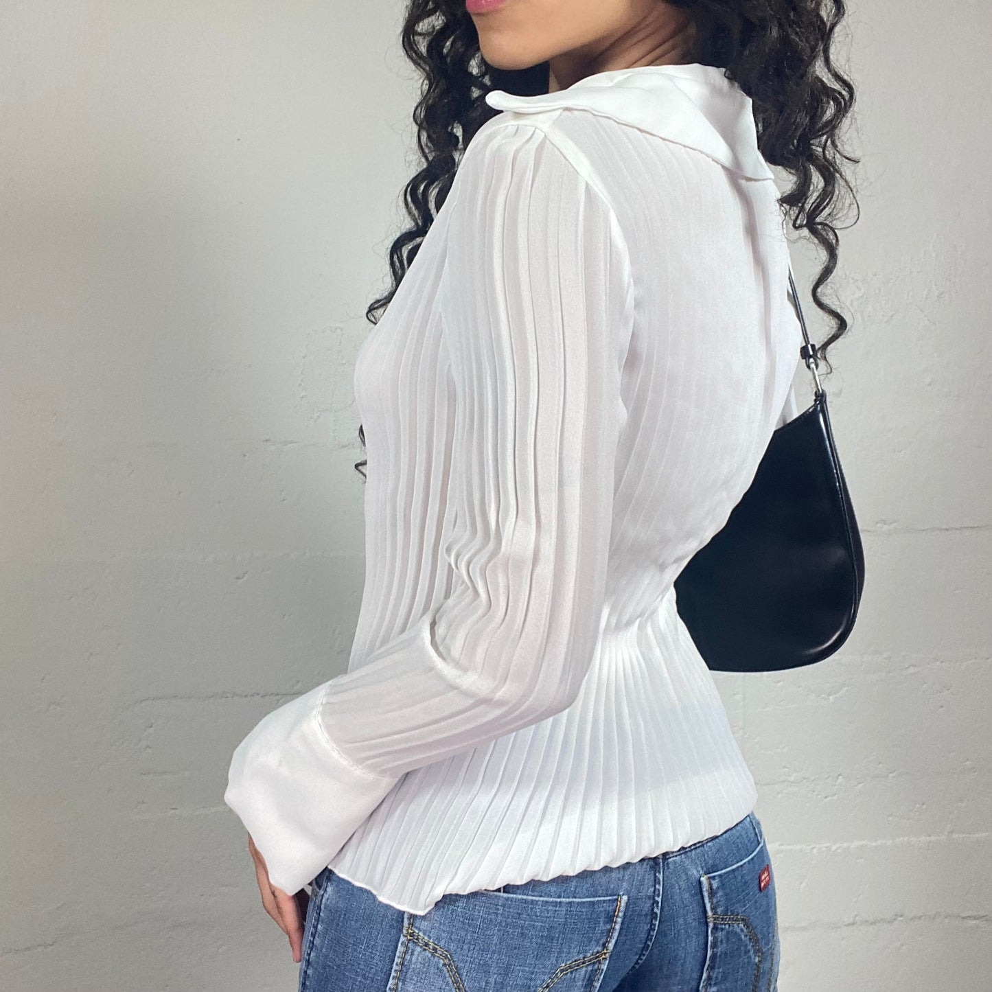 Vintage 2000's Summer White Pleated See Through Button Up Collared Shirt (S)