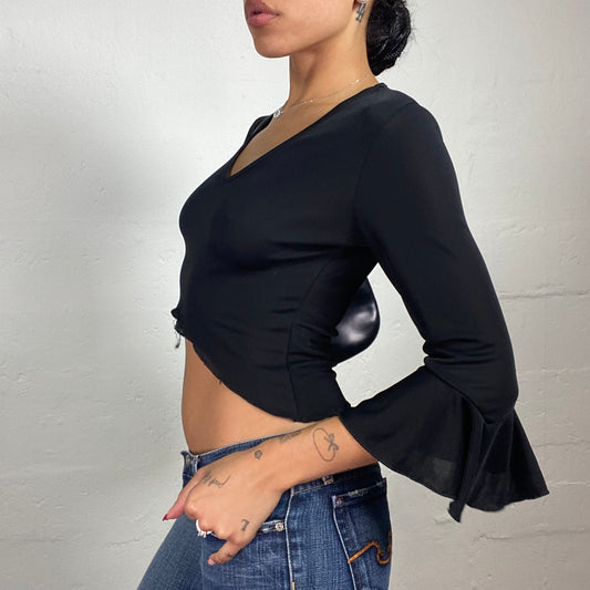 Vintage 2000's Romantic Black 3/4 Flared Sleeves Cropped Top (M)