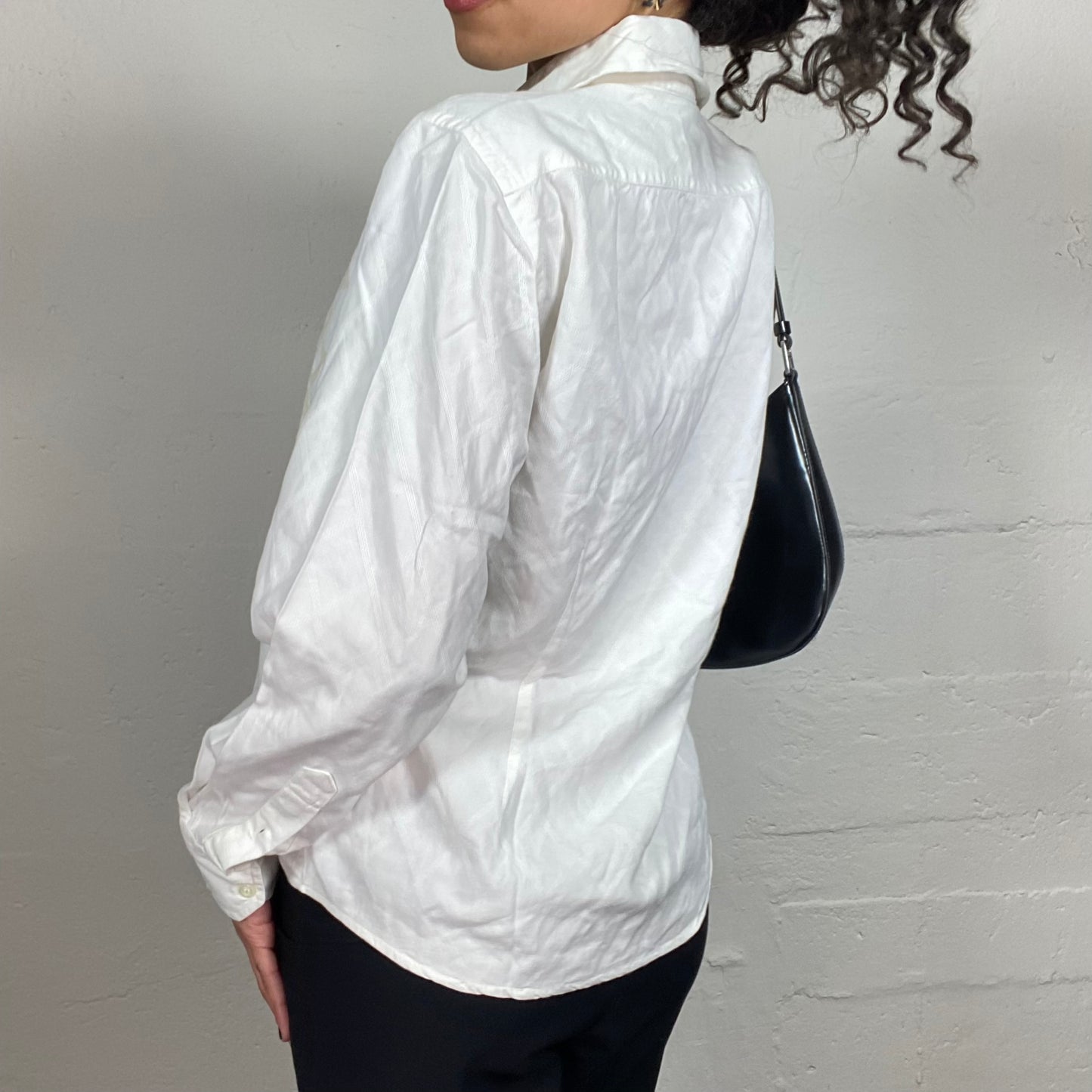 Vintage 2000's Romantic Summer White Button Up Shirt with Beige Floral Print (M)