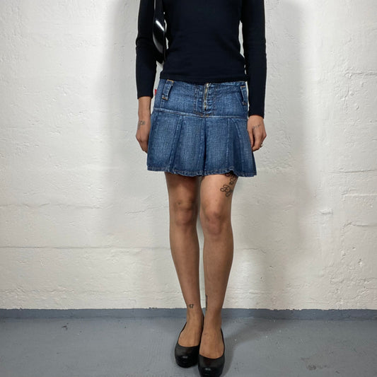 Vintage 2000's School Girl Dark Blue Denim Pleated Mini Skirt (M)