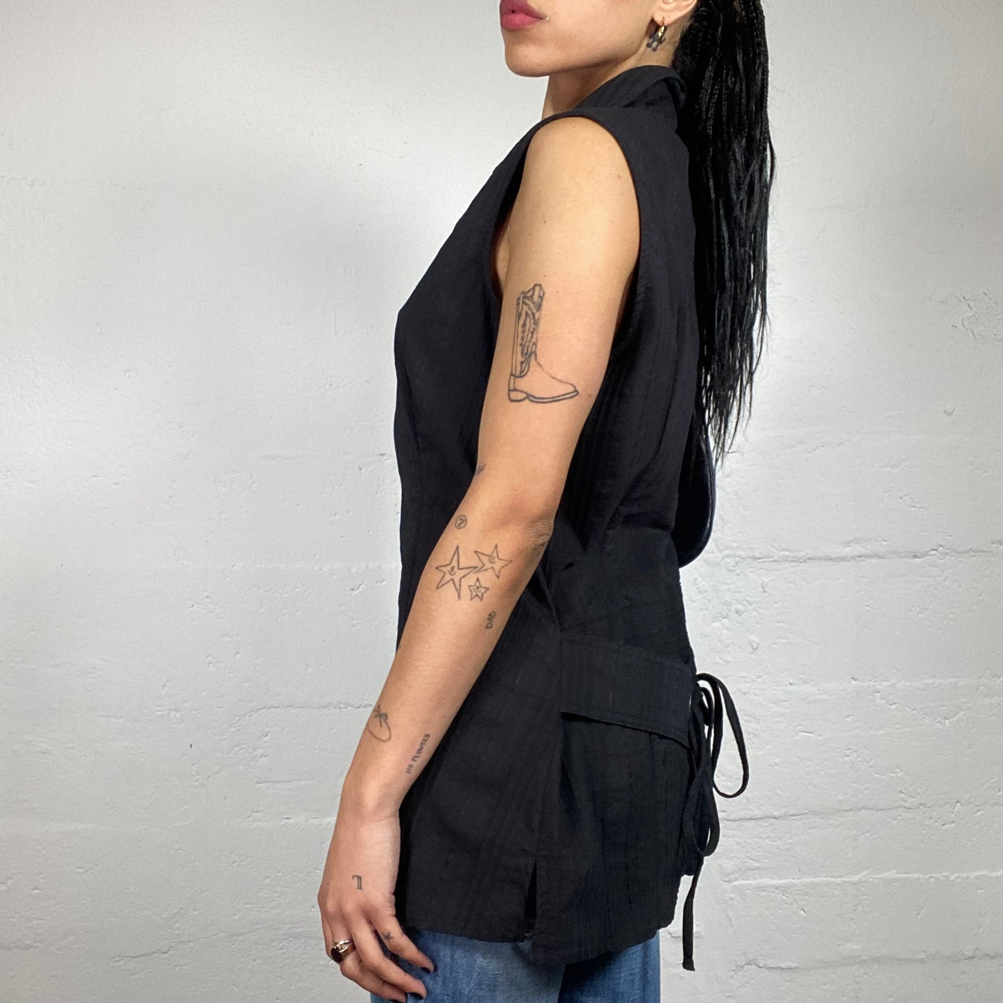 Vintage 2000's Summer Black Linen Button Up Sleeveless Shirt with Back Belt (M)