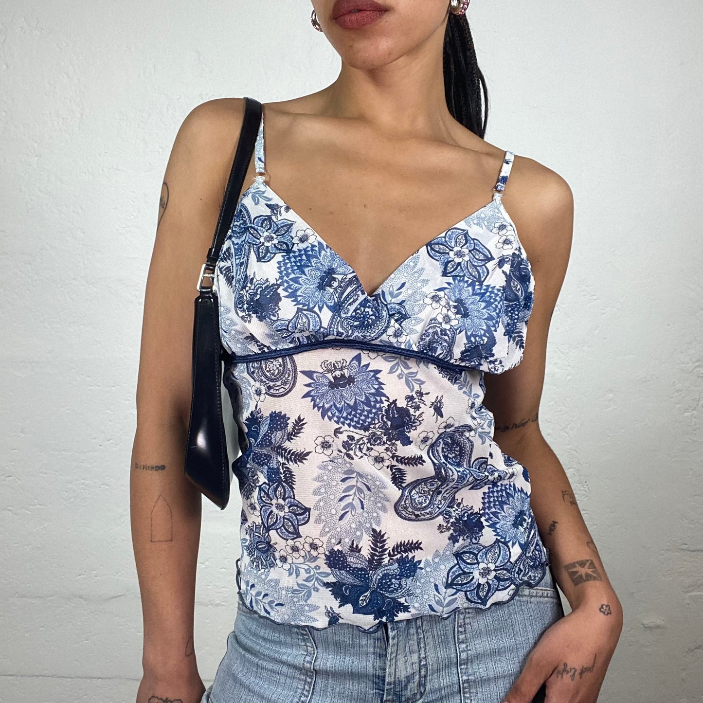 Vintage 2000’s Cute Romantic White Camisole Top with Blue Boho Style Print (M)