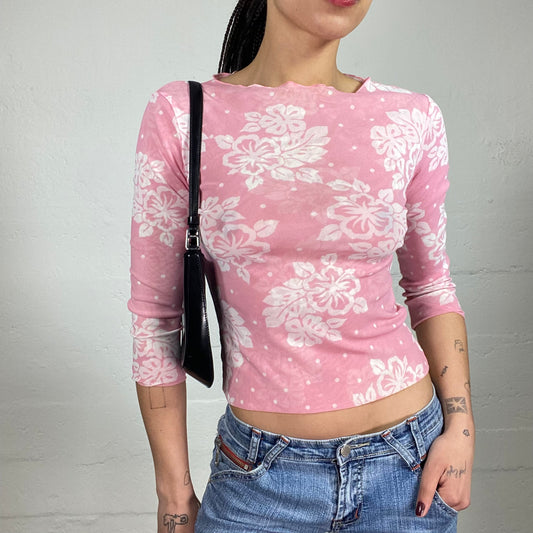 Vintage 2000’s Soft Girl Pink 3/4 Sleeve Longsleeve Top with White Floral and Polka Dot Print (M)