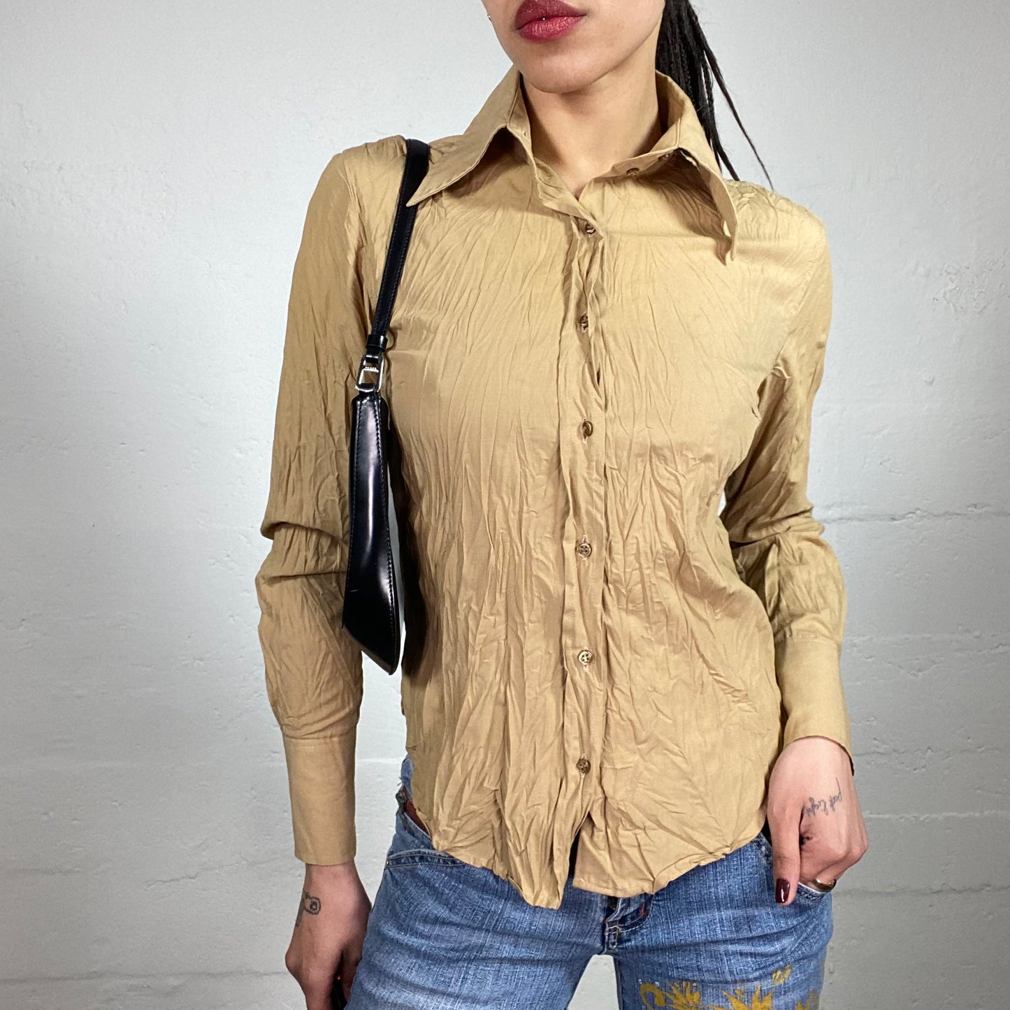 Vintage 2000’s Office Girl Sand Colour Wrinkled Texture Button Up Shirt with Pointy Collar (S)