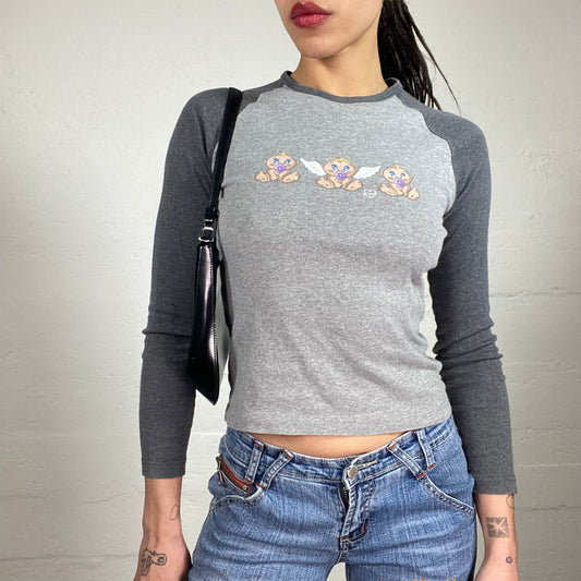 Vintage 2000’s Skater Girl Grey Longsleeved Top with Baby Angels Print (One Size)