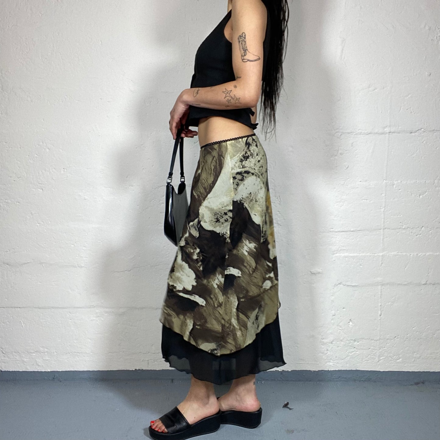 Vintage 2000’s Romantic Khaki Green and Black Abstract Printed Shiffon Low Rise Maxi Skirt (S)