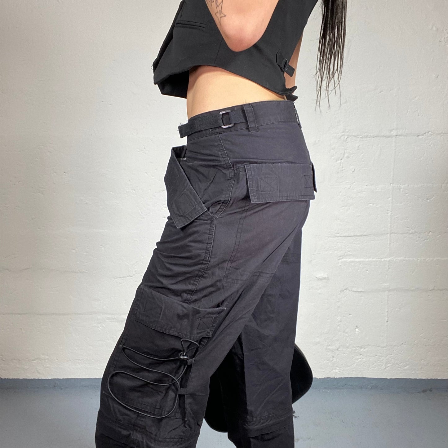 Vintage 2000’s Hip-Hop Black Baggy Pants with Side Rubber Binding (M/L)