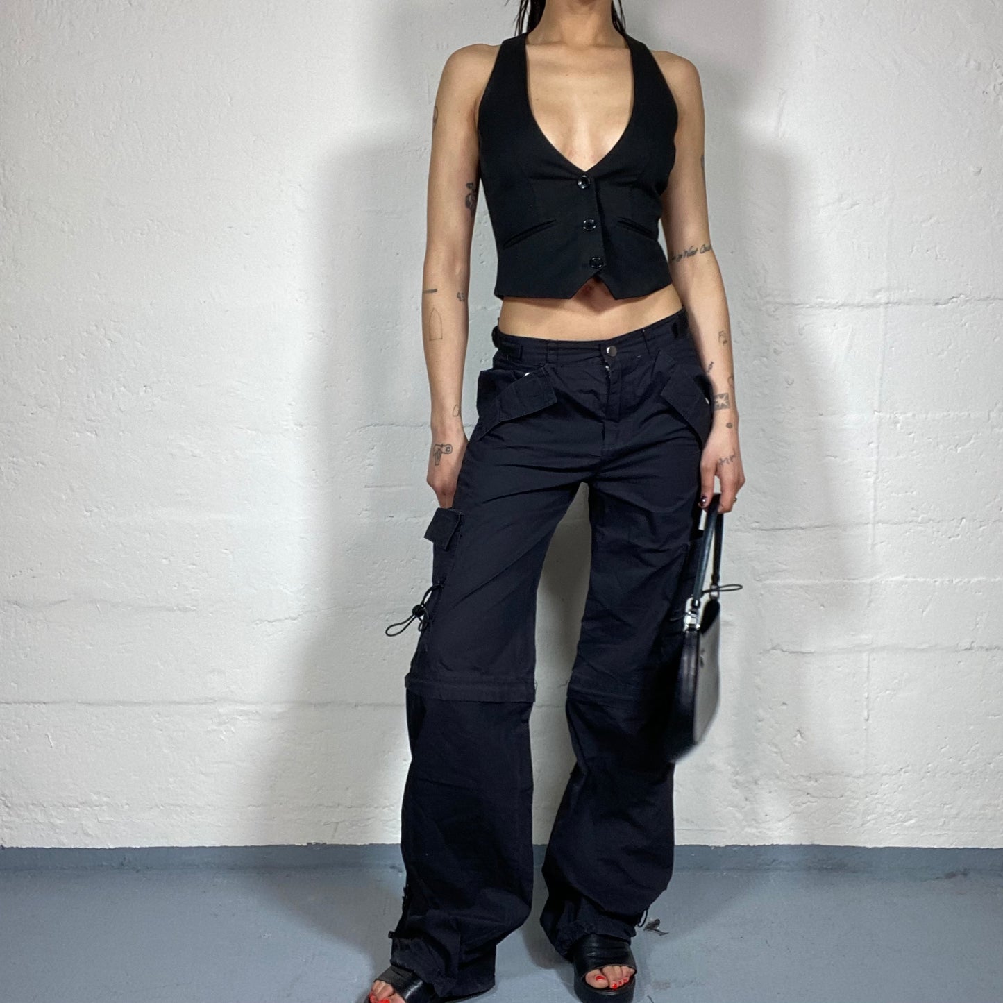 Vintage 2000’s Hip-Hop Black Baggy Pants with Side Rubber Binding (M/L)