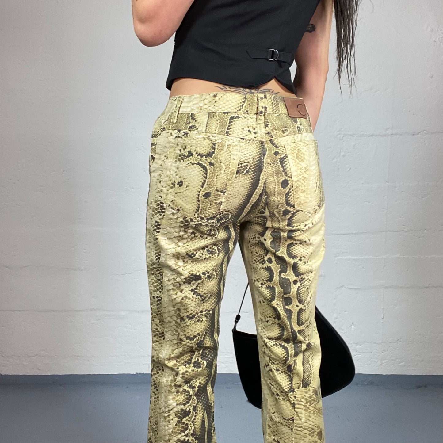 Vintage 2000’s Just Cavalli Snake Skin Effect Khaki Beige Straight Fit Middle Waist Pants (M)