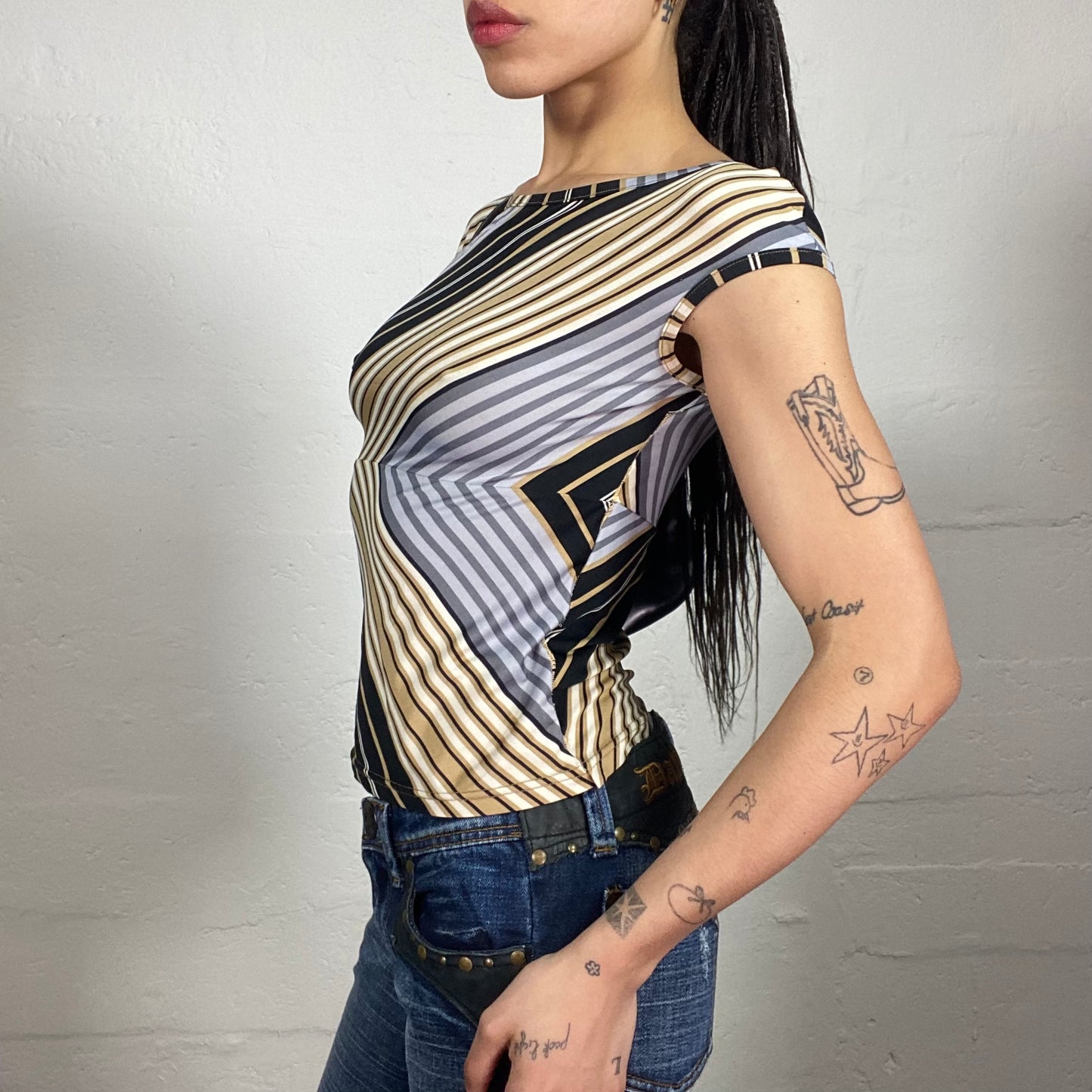 Vintage 2000's Downtown Girl Multicoloured Stripes Printed Slim Fitted Tee with Micro Sleeves (L)
