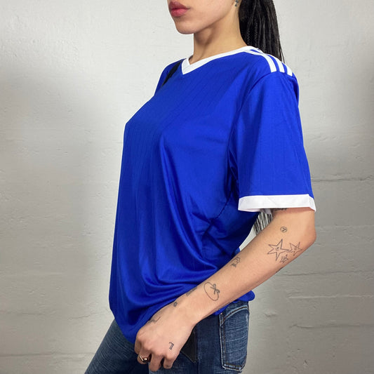 Vintage 2000's Archive Adidas Sporty Blue Oversized T-Shirt with Contrast White Details and Logo Print (L)