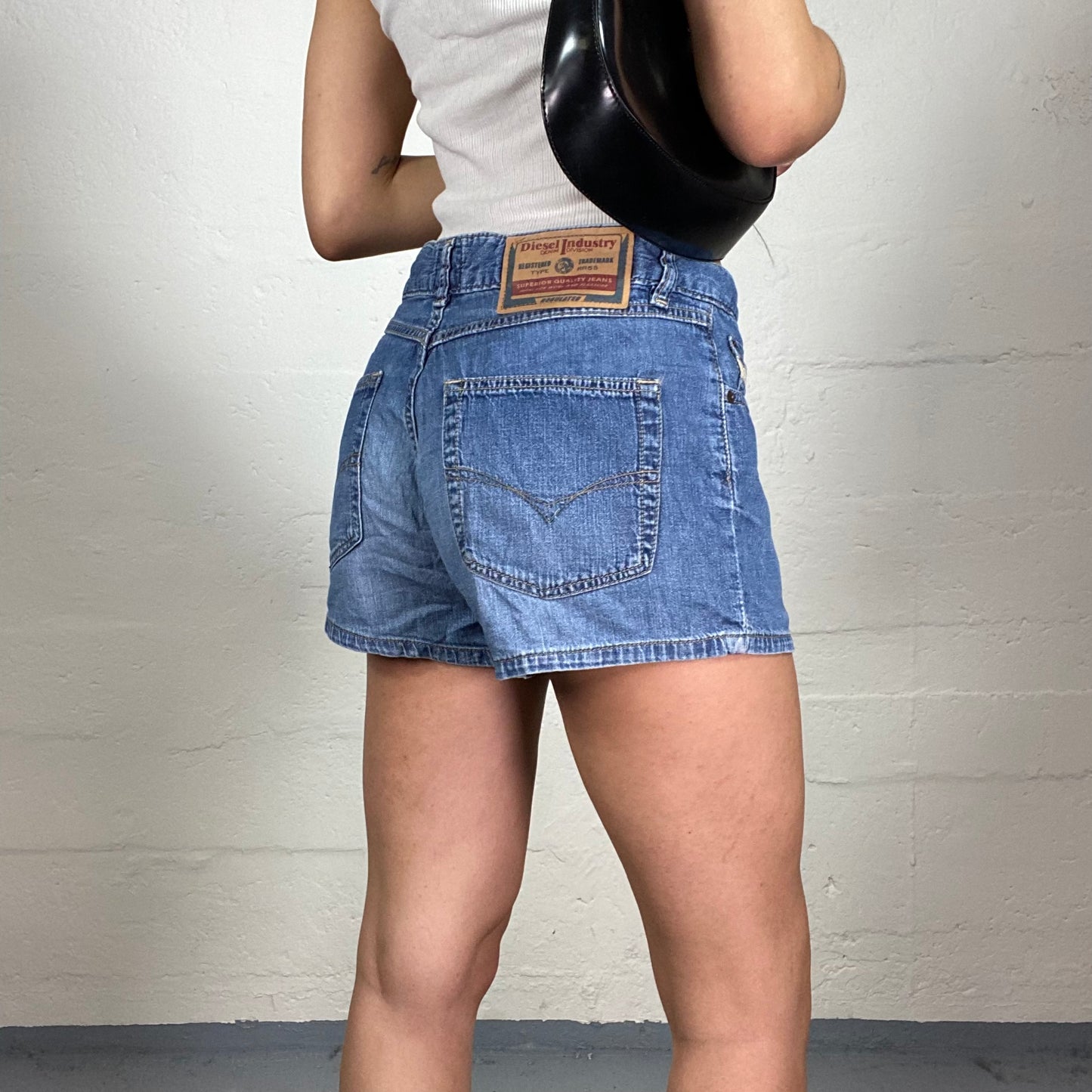 Vintage 2000's Archive Diesel Casual Downtown Girl Classic Blue Denim Middle Waist Shorts (M)