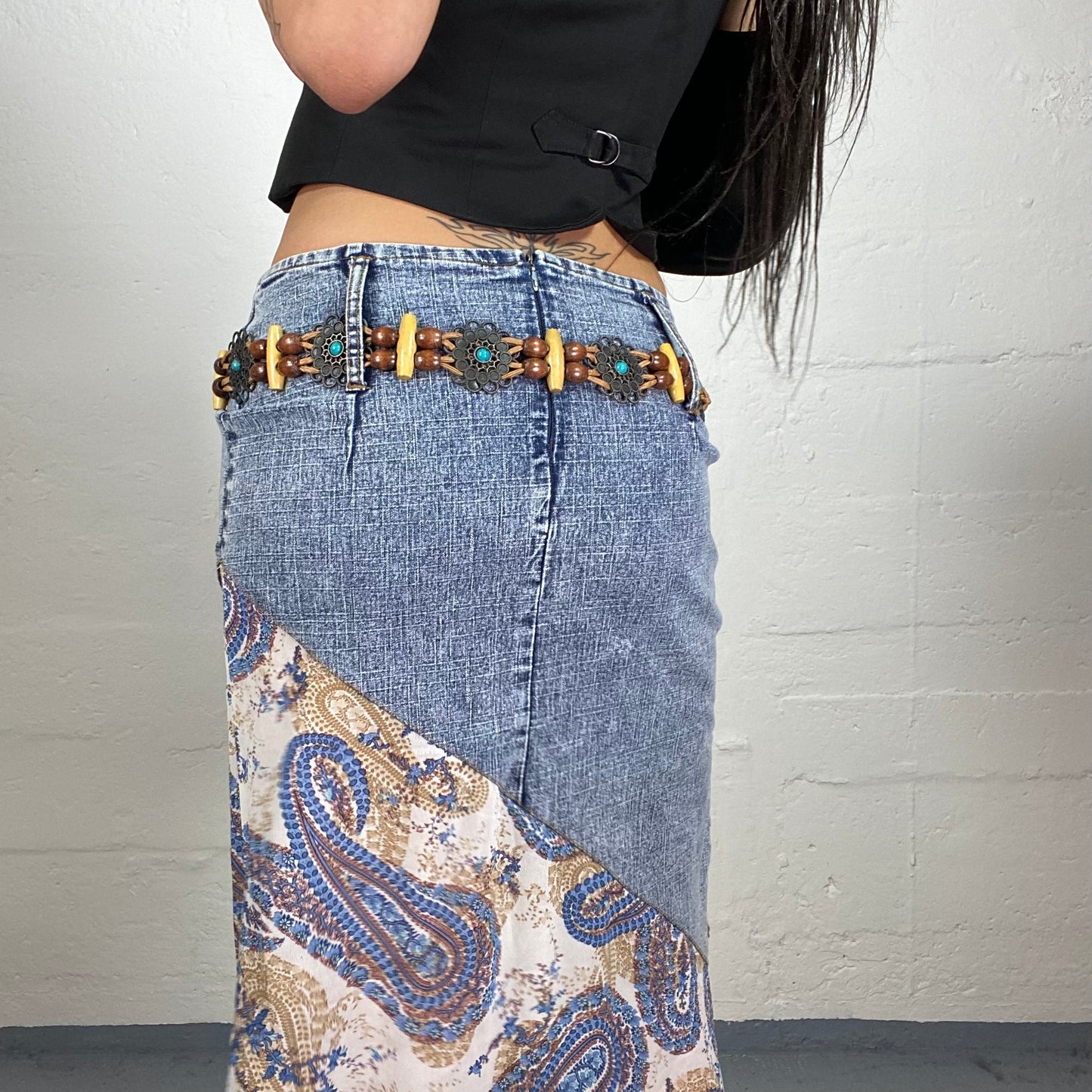 Vintage 2000's Boho Girl Wooden and Metail Details Belt with Leather Long Decorative Stripes