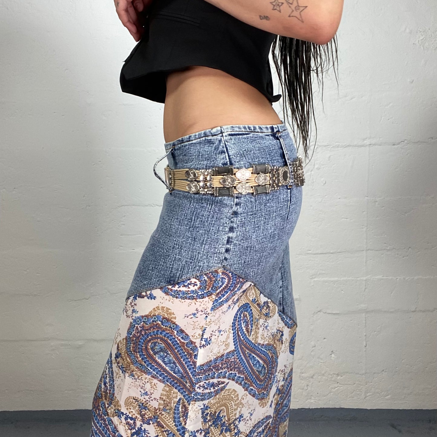 Vintage 2000's Boho Multiple Antique Silver Details Belt