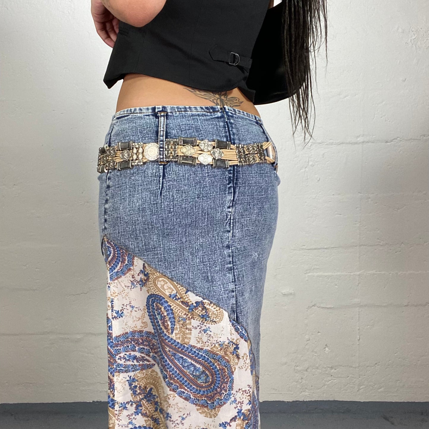 Vintage 2000's Boho Multiple Antique Silver Details Belt