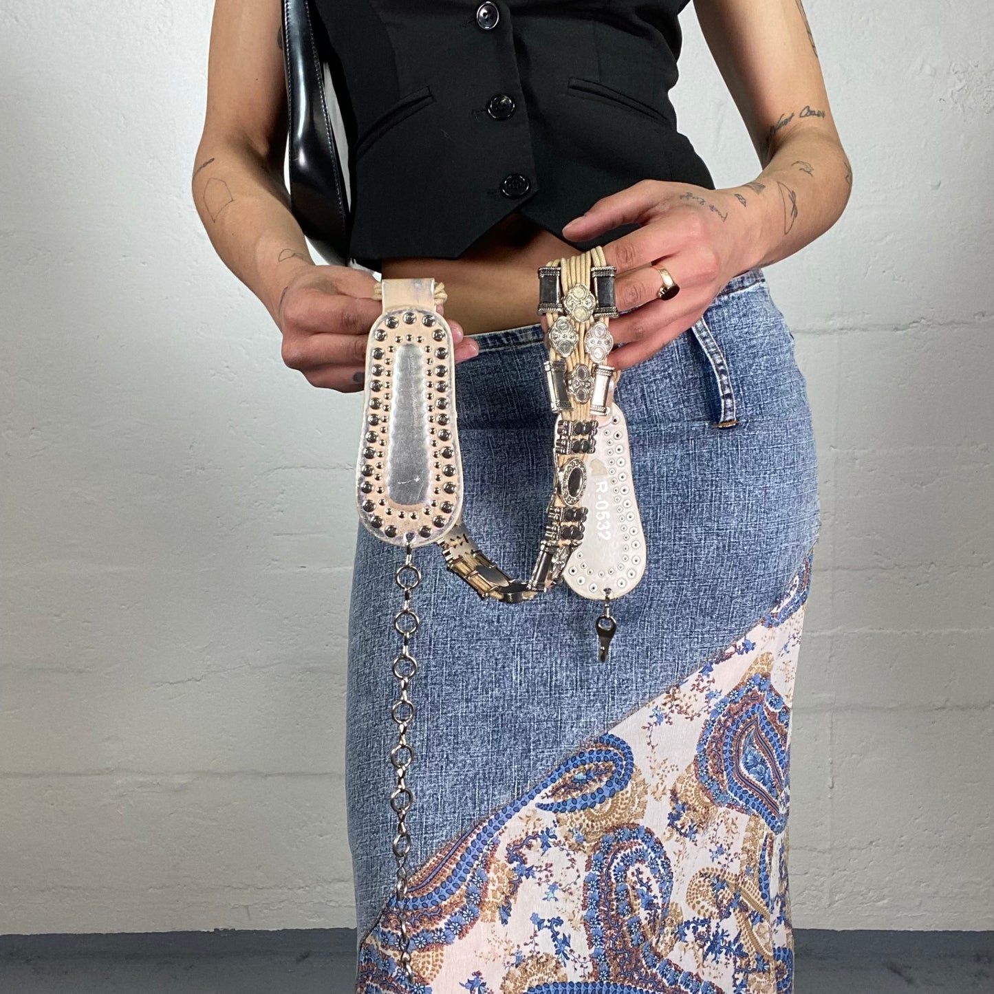 Vintage 2000's Boho Multiple Antique Silver Details Belt