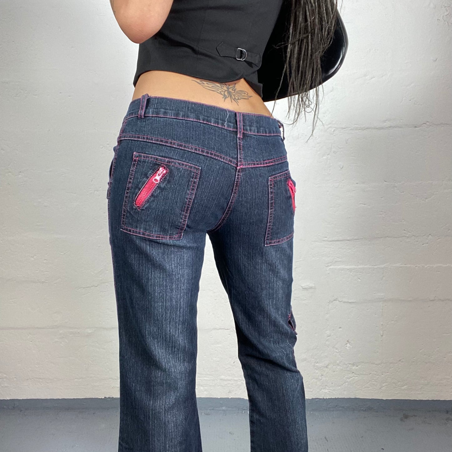 Vintage 2000's Downtown Girl Dark Blue Denim Flare Low Waisted Jeans with Neon Pink Seaming (M)