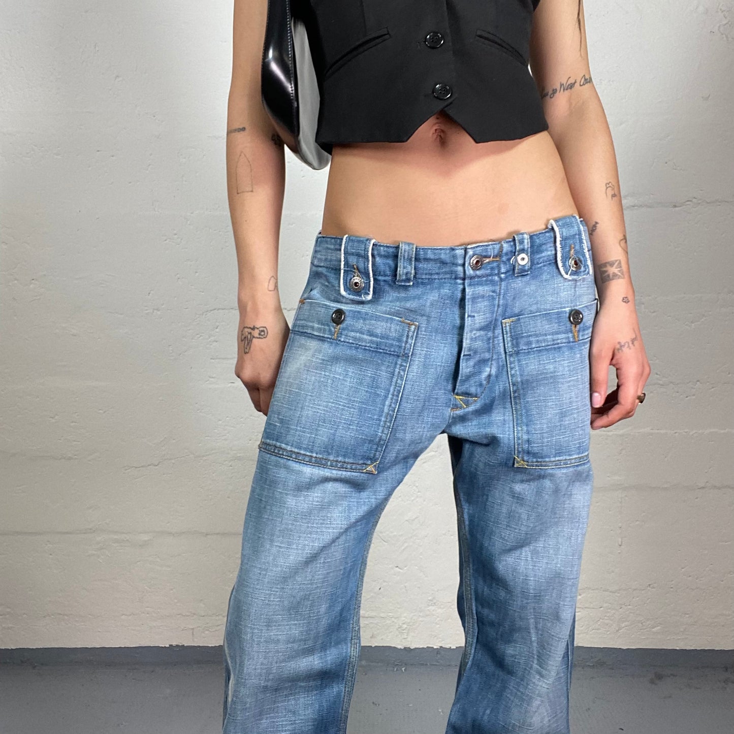 Vintage 2000's Diesel Skater Girl Low Waisted Straight Fit Light Denim Jeans with Big Pockets and Metal Buttons Details (M)