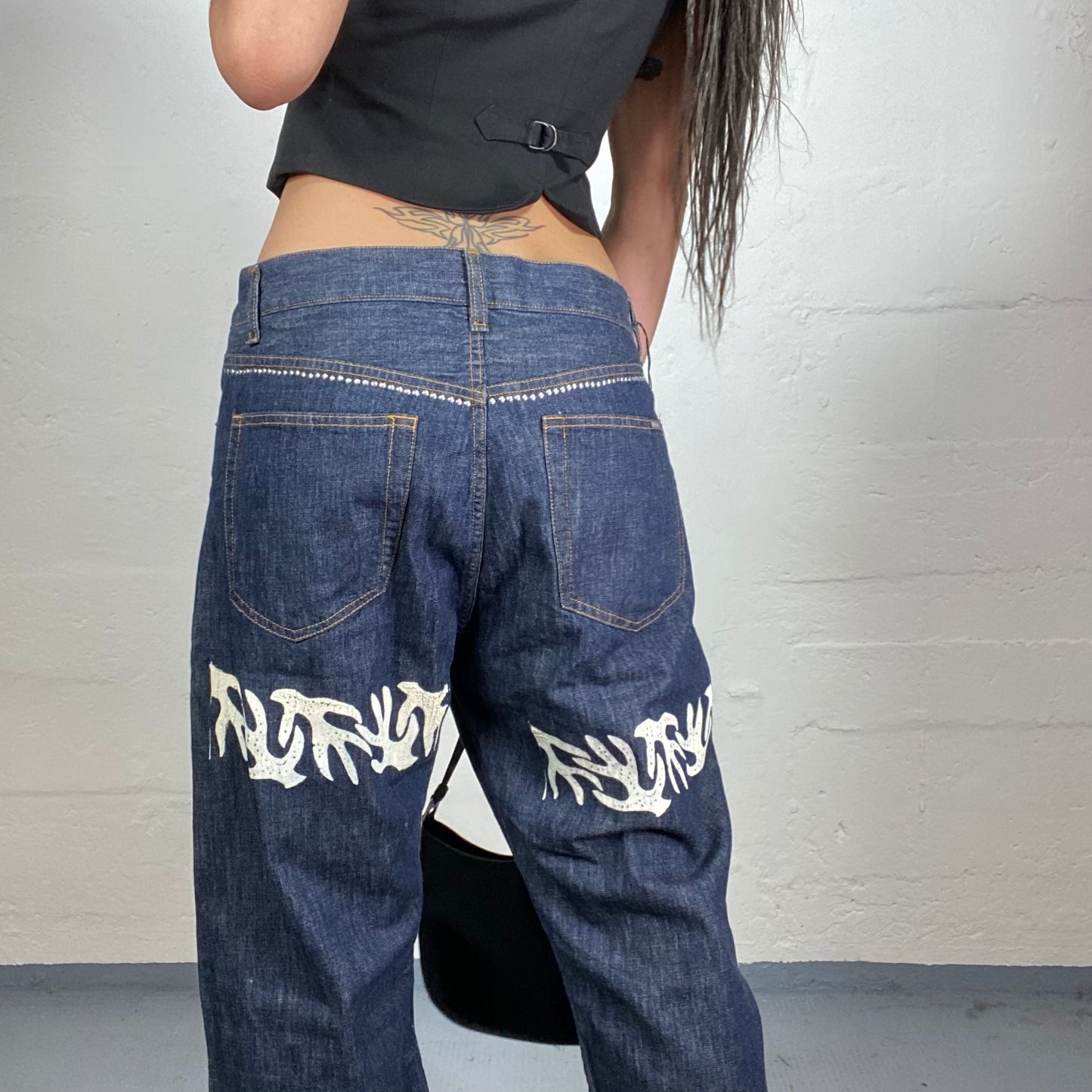 Vintage 2000's Hip-Hop Baggy Dark Denim Jeans with Decorative White Print and Rhinestone Details (M)