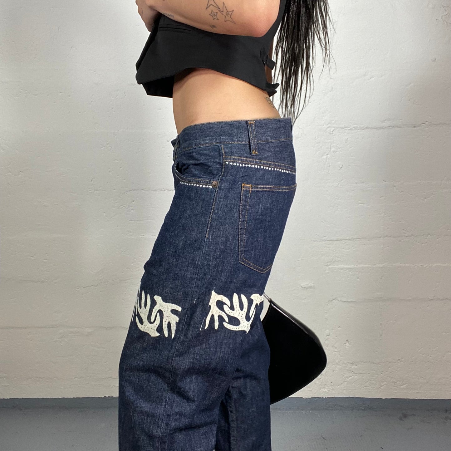 Vintage 2000's Hip-Hop Baggy Dark Denim Jeans with Decorative White Print and Rhinestone Details (M)