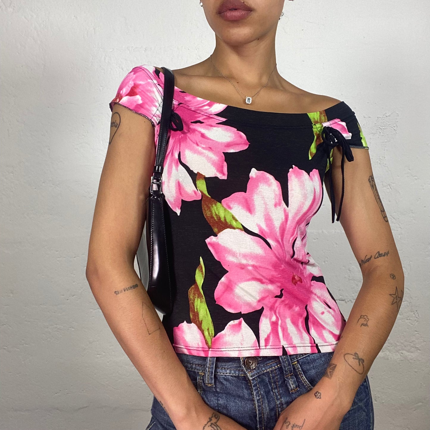 Vintage 2000's Romantic Black Sleeveless Top with Pink Flowers Print (S)
