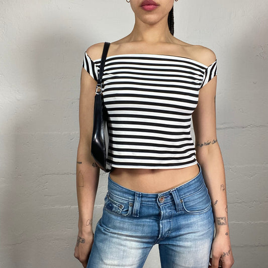 Vintage 2000’s Sea Girl Off Shoulder Striped Cropped Black and White Top with Back Binding (M)