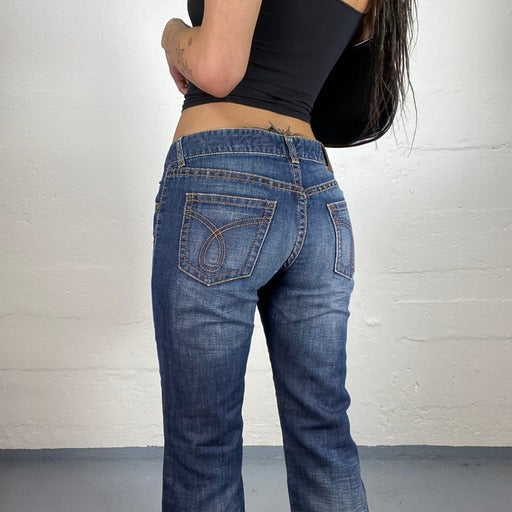 Vintage 90’ Calvin Klein Streetwear Low Waisted Straight Fit Jeans (S)