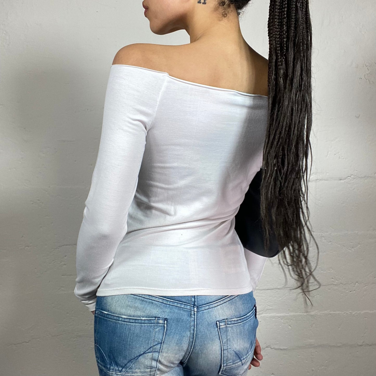 Vintage 2000’s Glamorous White Off Shoulder Longsleeved Top with Rhinestone Ange Embroidery (S)