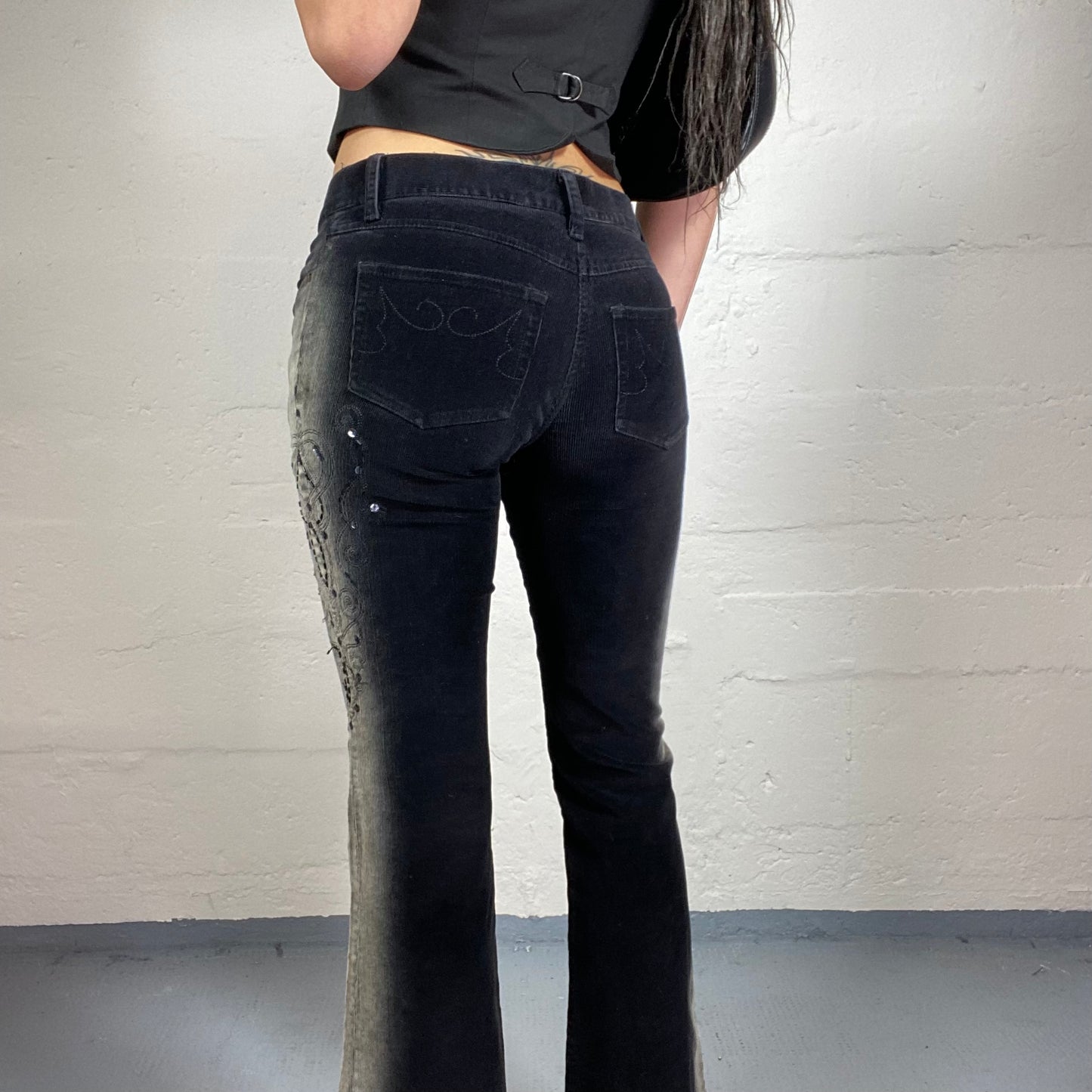 Vintage 2000’s Boho Goth Girl Velvet Black Bootcut Pants with Side Beige Airbrush and Rhinestone Embroidery (XS)