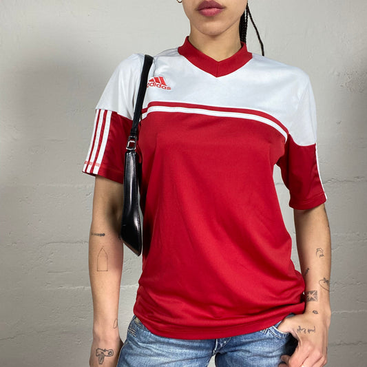 Vintage 2000’s Archive Adidas Sporty White and Red Tomboy T-Shirt (L)