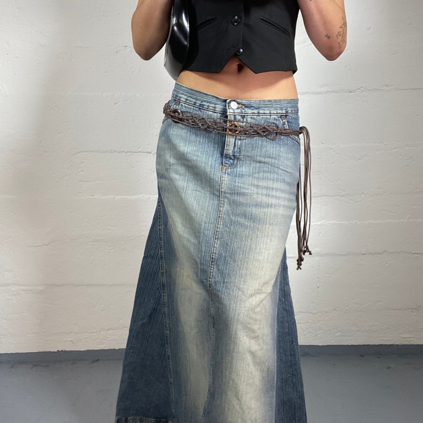 Vintage 2000’s Boho Style Brown Knotted Braided Belt