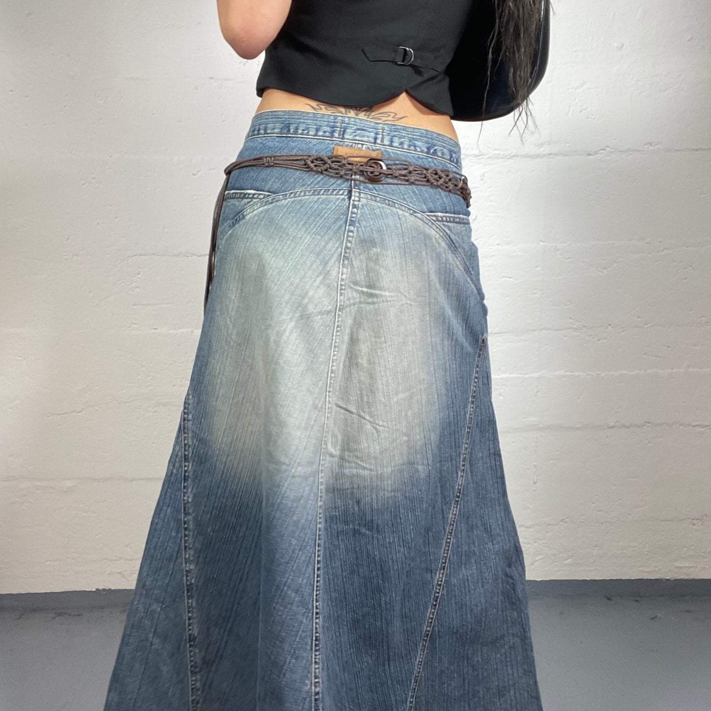 Vintage 2000’s Boho Style Brown Knotted Braided Belt