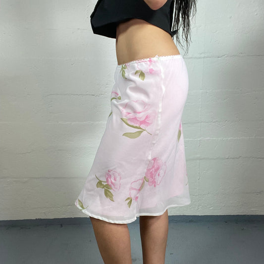 Vintage 2000’s Soft Girl Light Pink Low Waisted Flowy Skirt with Floral Print (M)