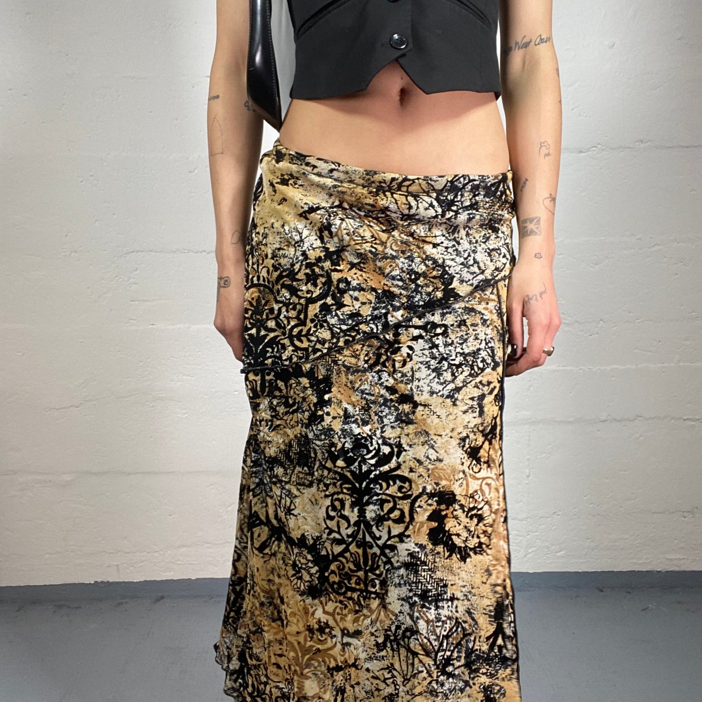 Vintage 2000’s Indie Brown Toned Flowy Maxi Skirt with Abstract Print (S)