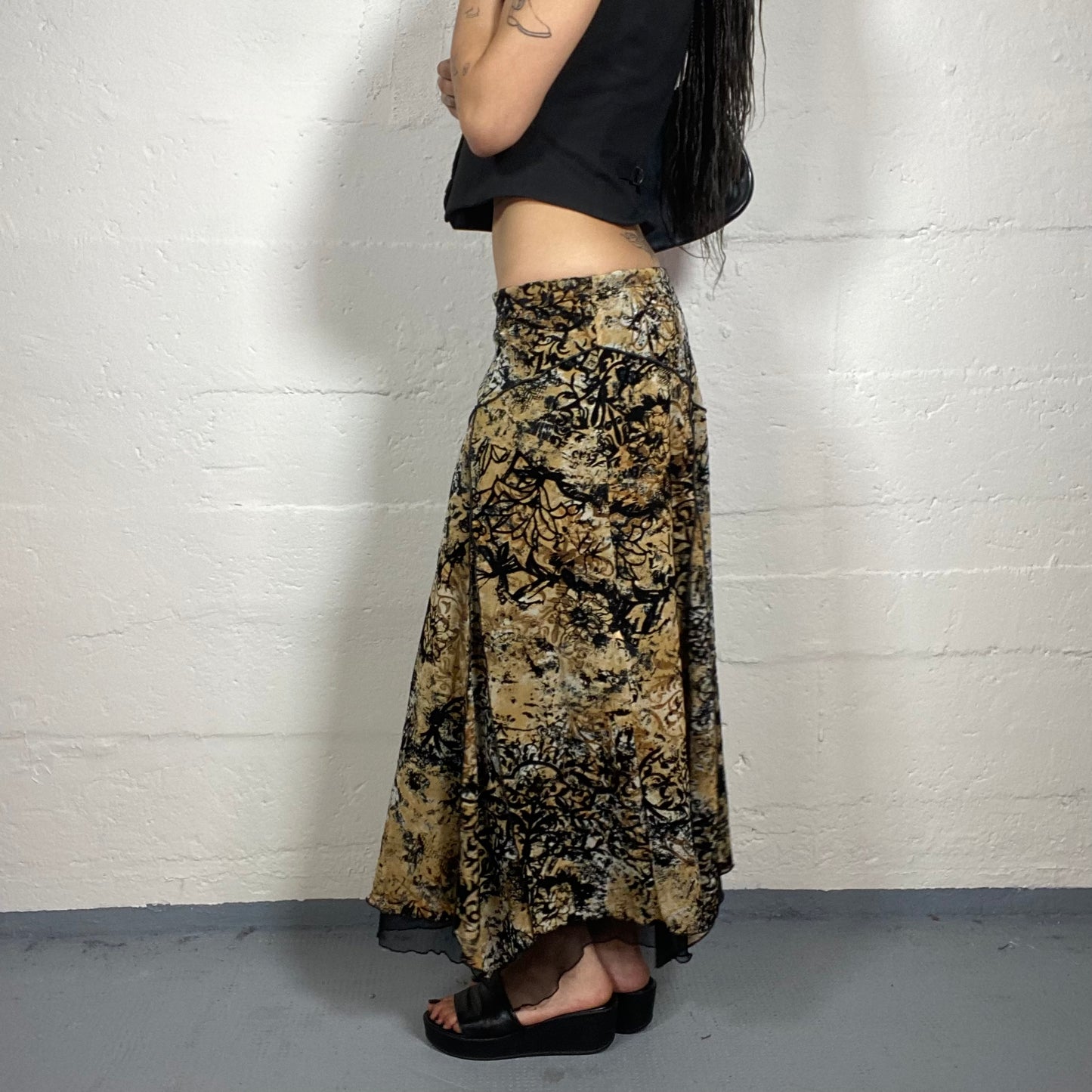 Vintage 2000’s Indie Brown Toned Flowy Maxi Skirt with Abstract Print (S)