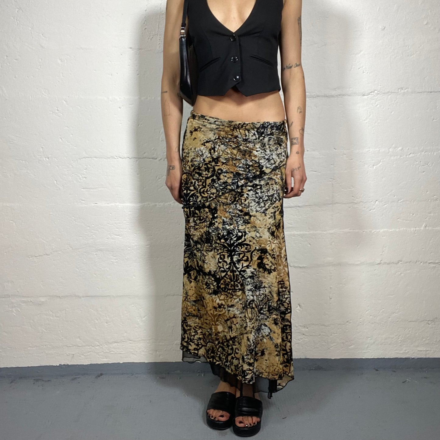 Vintage 2000’s Indie Brown Toned Flowy Maxi Skirt with Abstract Print (S)