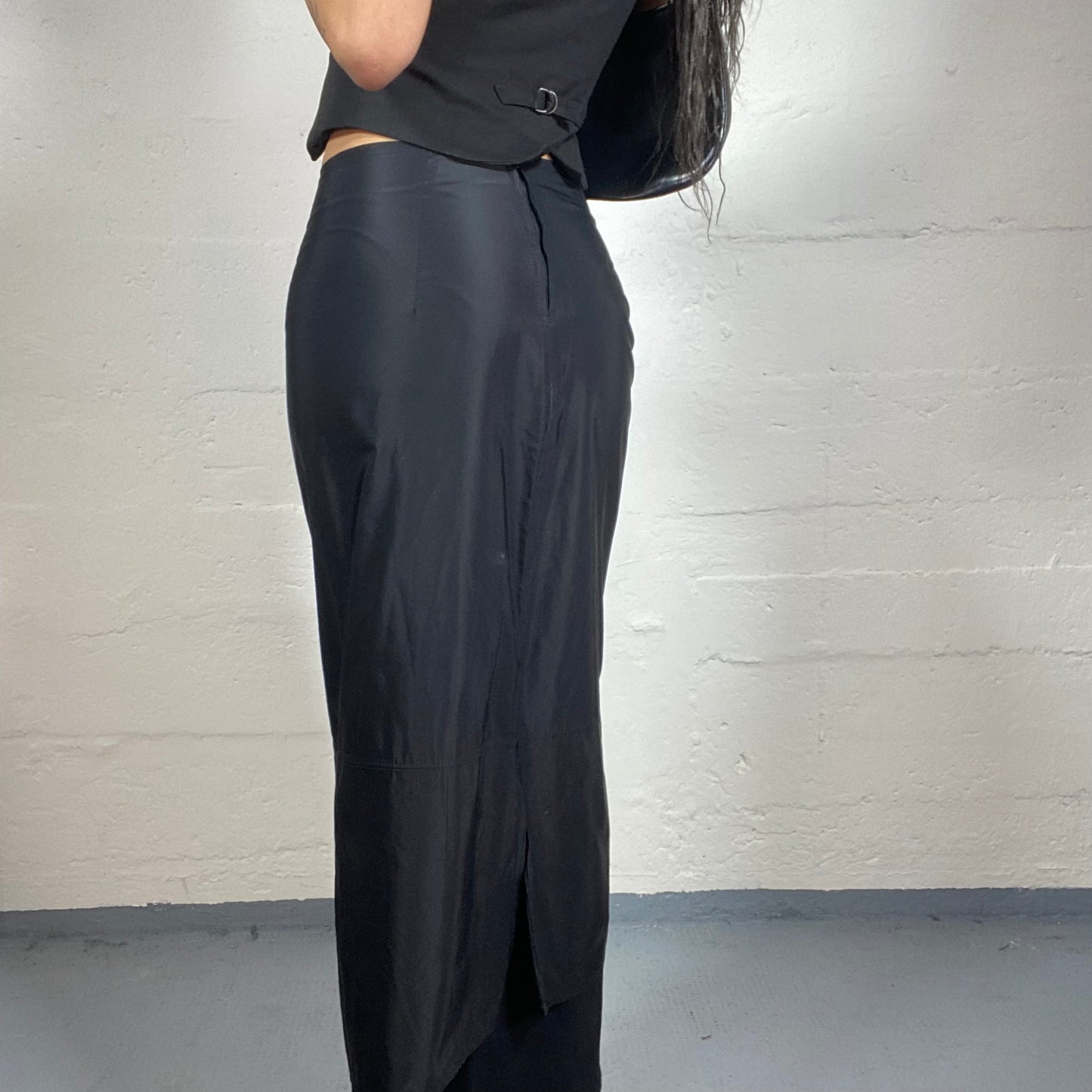 Vintage 2000’s Classy Sheer Mid Waist Maxi Black Skirt (S)