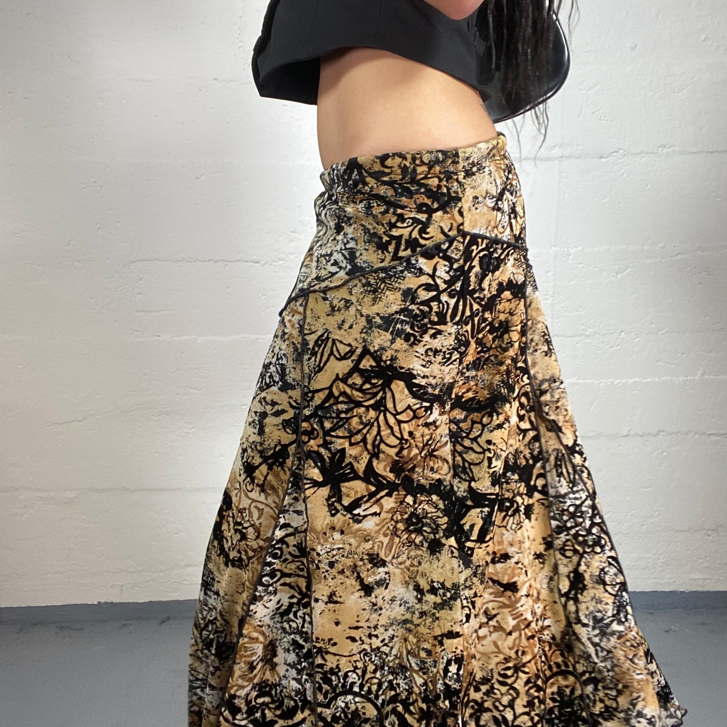 Vintage 2000’s Indie Brown Toned Flowy Maxi Skirt with Abstract Print (S)