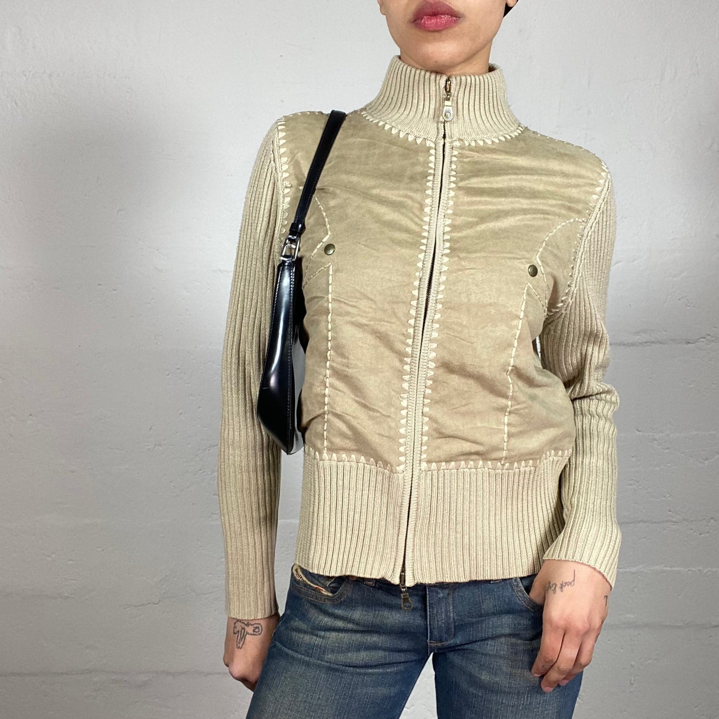 Vintage 2000's Downtown Girl Beige Striped Knitted Zip Up Pullover (M)