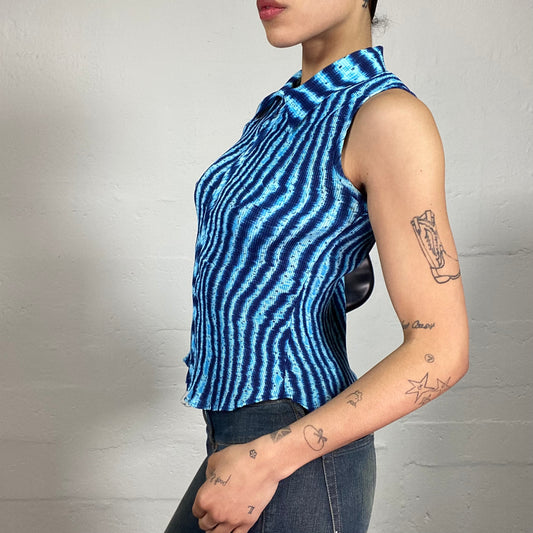Vintage 2000's Downtown Girl Aquamarine Blue Curly Stripe Printed Zip Up Cami Top with a Collar (S)