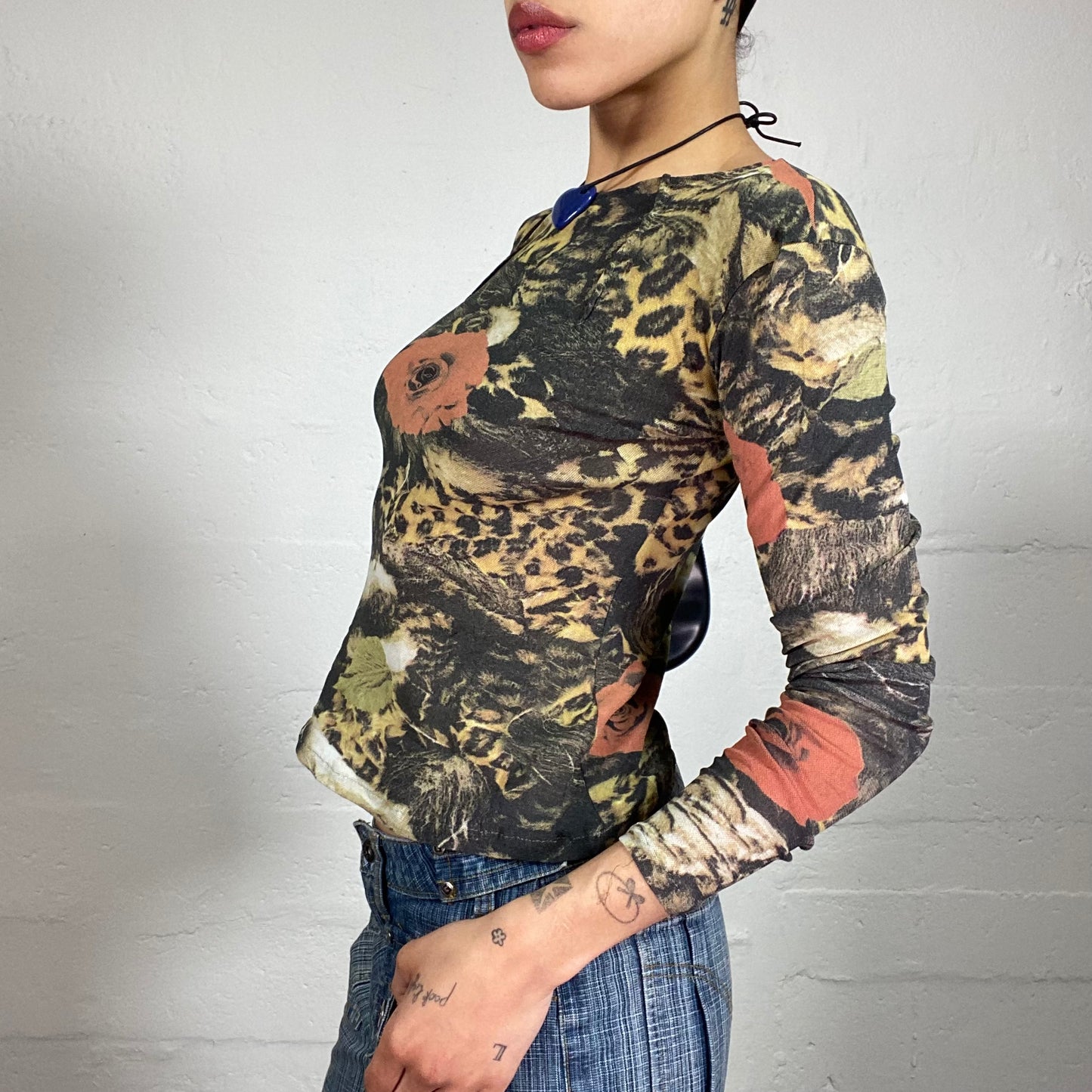 Vintage 90's Old Film Style Printed Longsleeved Top with Cheetah Details (S)