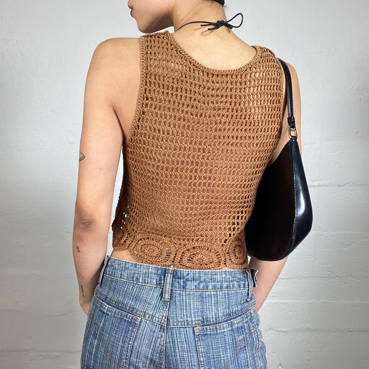 Vintage 2000's Boho Girl Brown Crochet Cropped Tank Top (M)