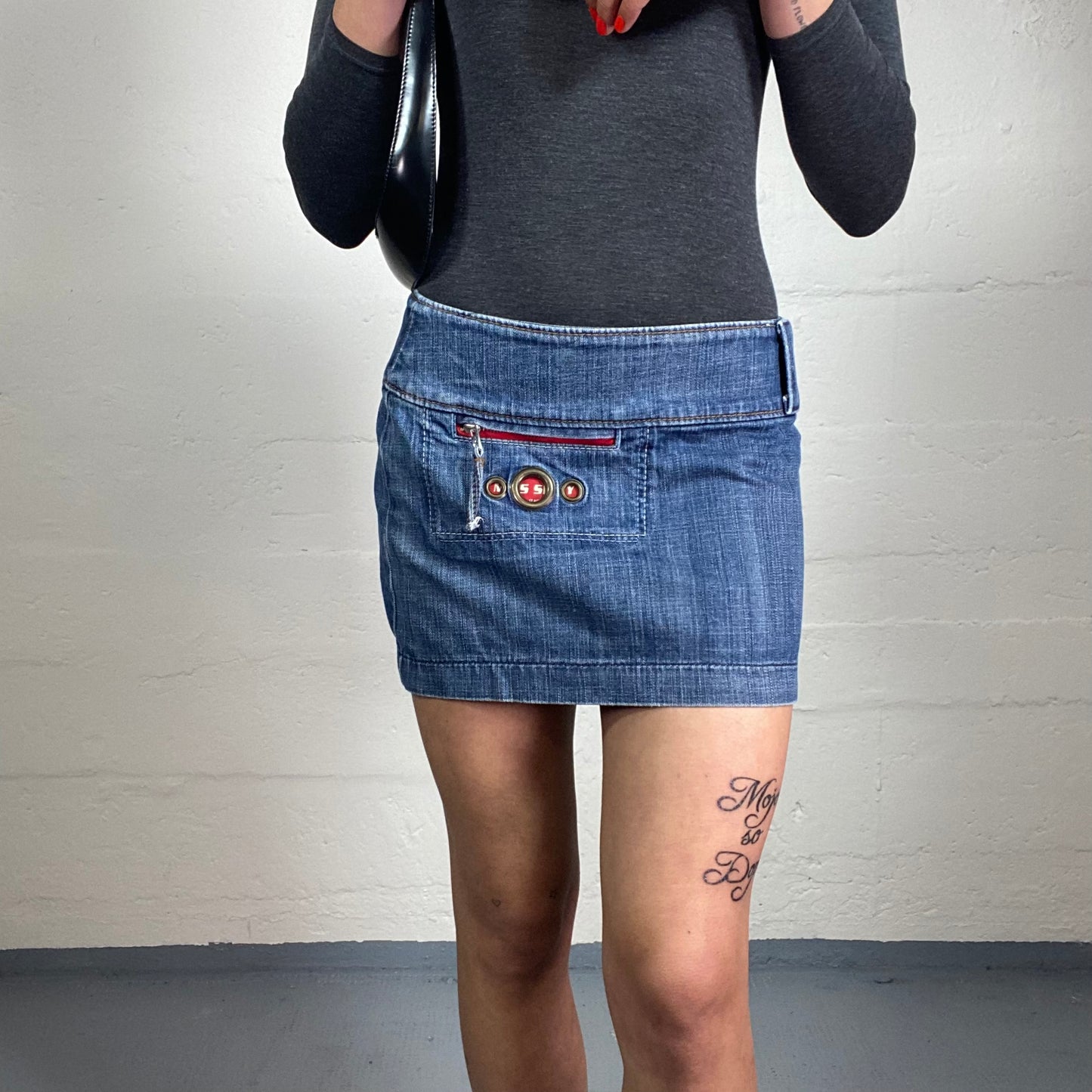 Vintage 2000's Rare Miss Sixty Casual Classic Denim Wide Belt Mini Skirt (S/M)