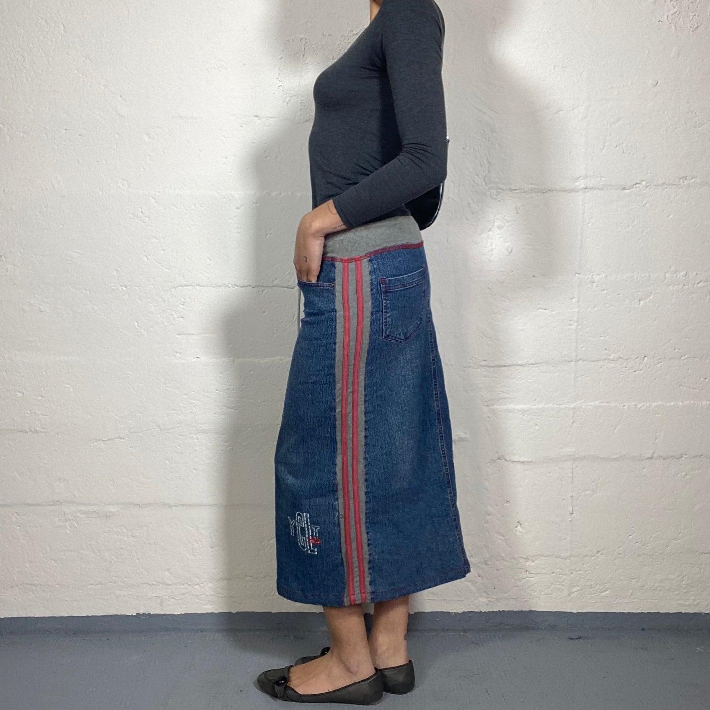 Vintage 2000's Sporty Blue Denim Midi Skirt with Waist Band and Decorative Side Stripes (S/M)