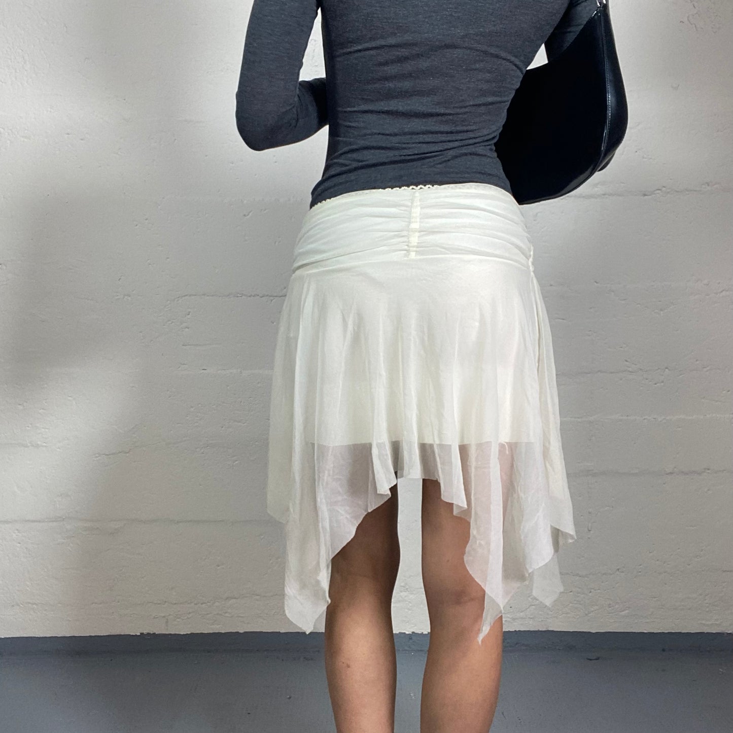 Vintage 2000's Soft Girl White Flowy Chiffon Asymmetric Midi Skirt (S)